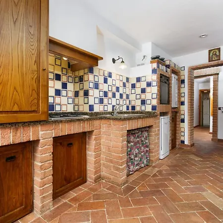Dupre Apartment *